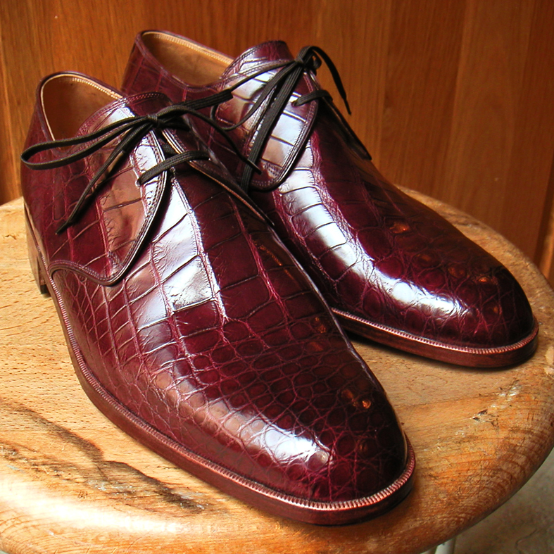 derby alligator one hole